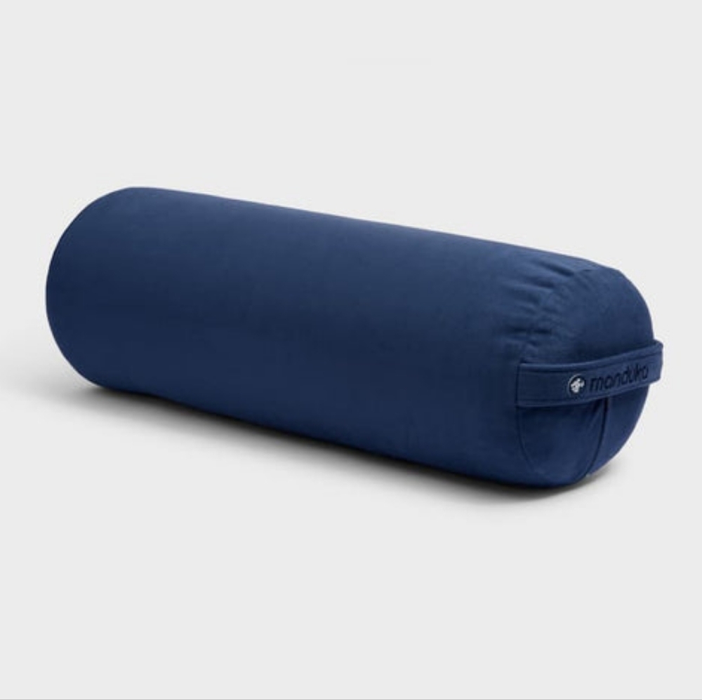 NWT Manduka enlight yoga bolster round
